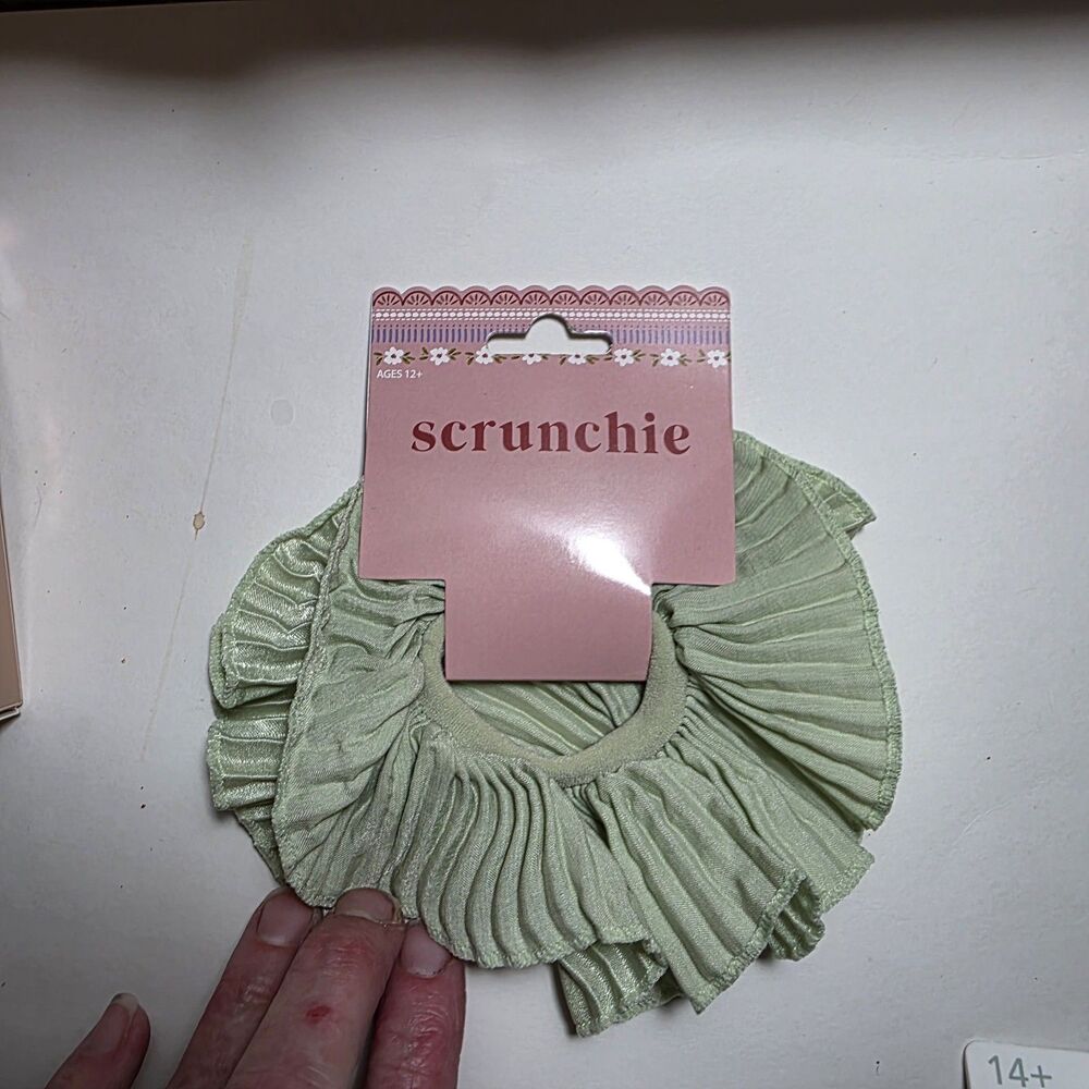 Fashion Scrunchie Green Silky NEW